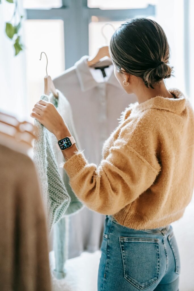 Ways to Stay Fresh and Smell Amazing All Day