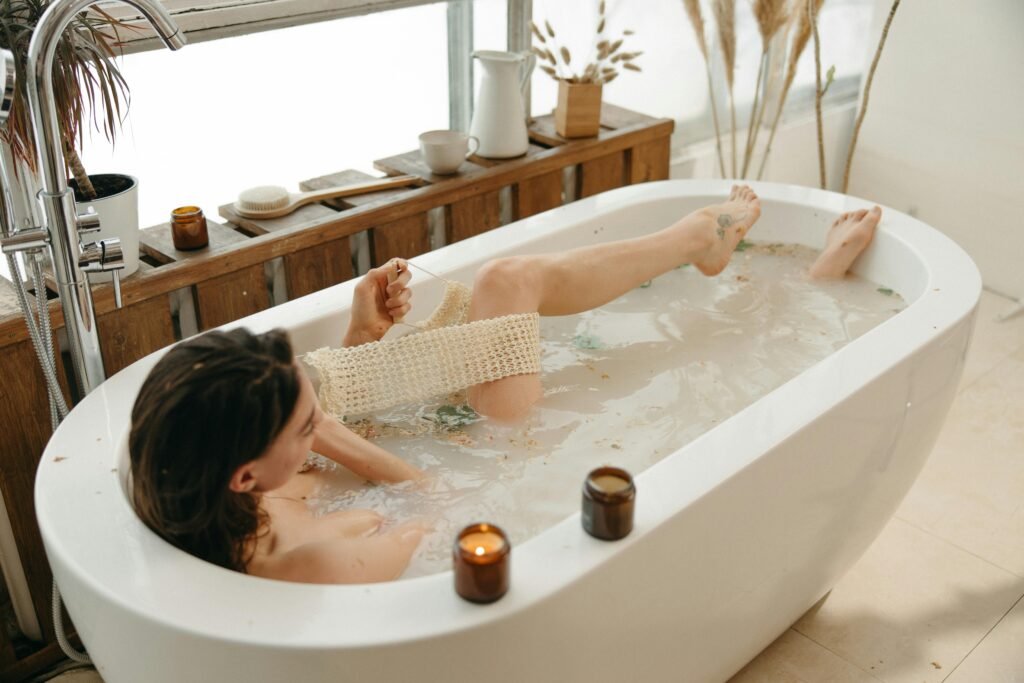Ways to Stay Fresh and Smell Amazing All Day